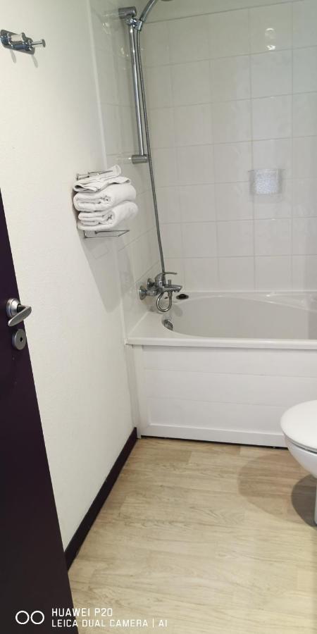 Studio 24M2 Au 4Eme Etage Ascenseur A Cote De La Gare Sncf Λούρδη Εξωτερικό φωτογραφία